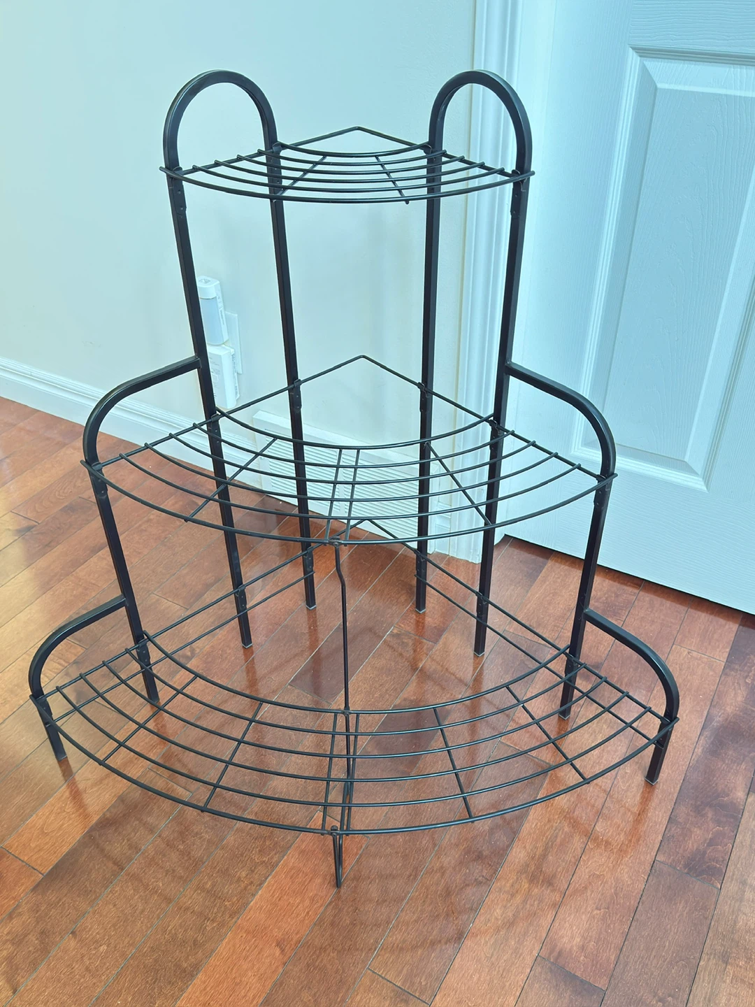 Black Metal 3-Tier Corner Shelf Plant Stand - photo 4