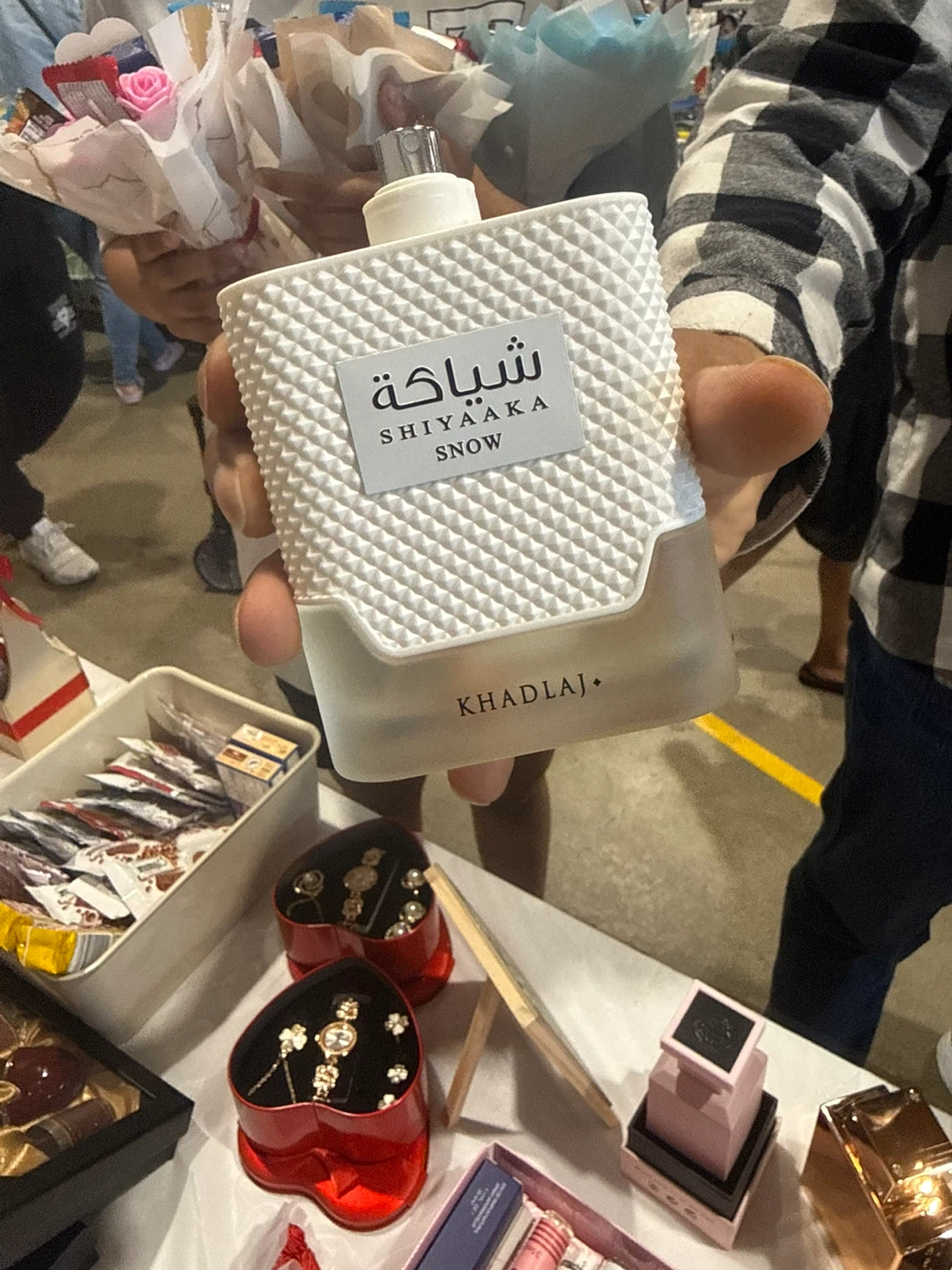 Variety of Perfumes - photo 3