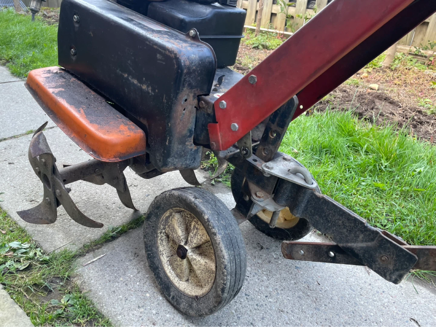 Garden Tiller, delivery - photo 5