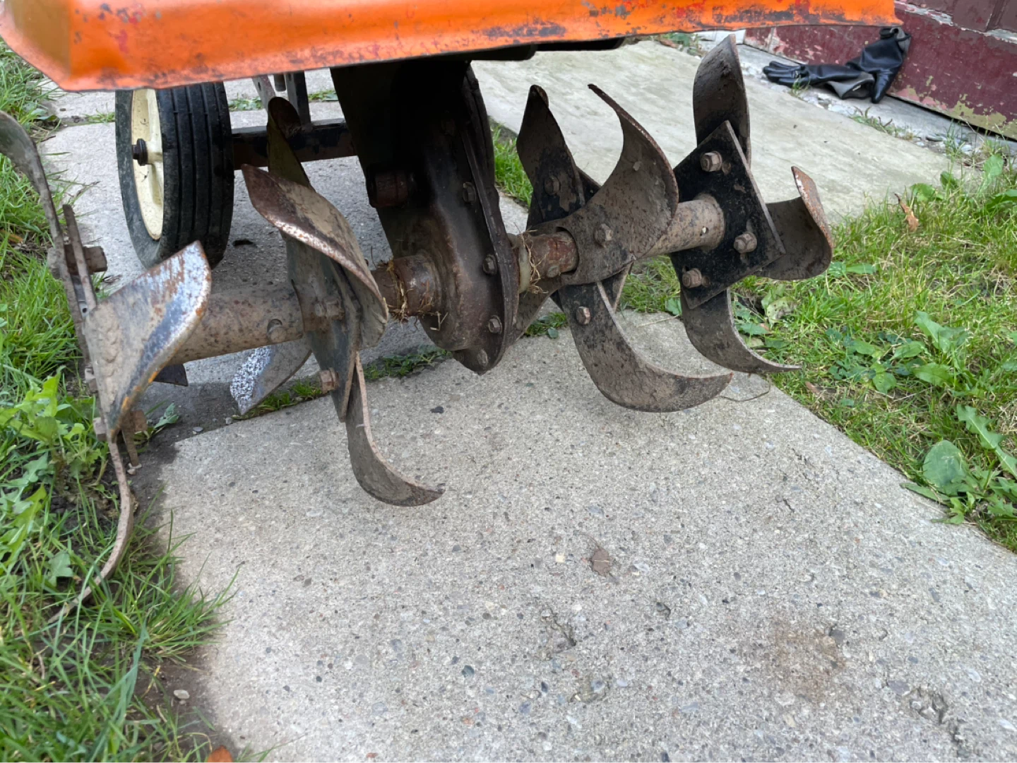Garden Tiller, delivery - photo 4