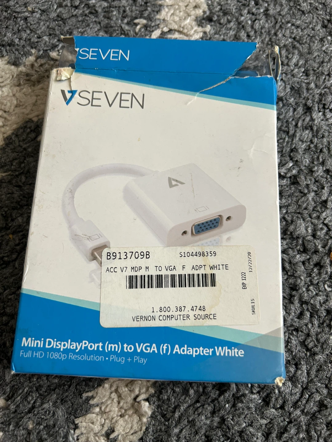V7 Mini DisplayPort to VGA Adapter White