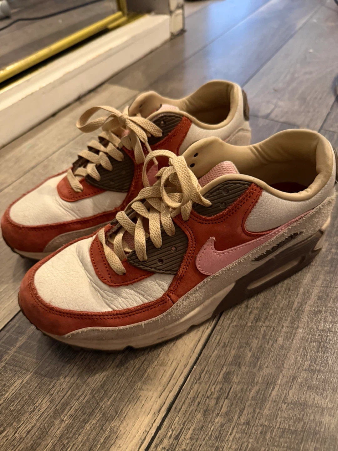 Nike Air Max 90 Sneakers