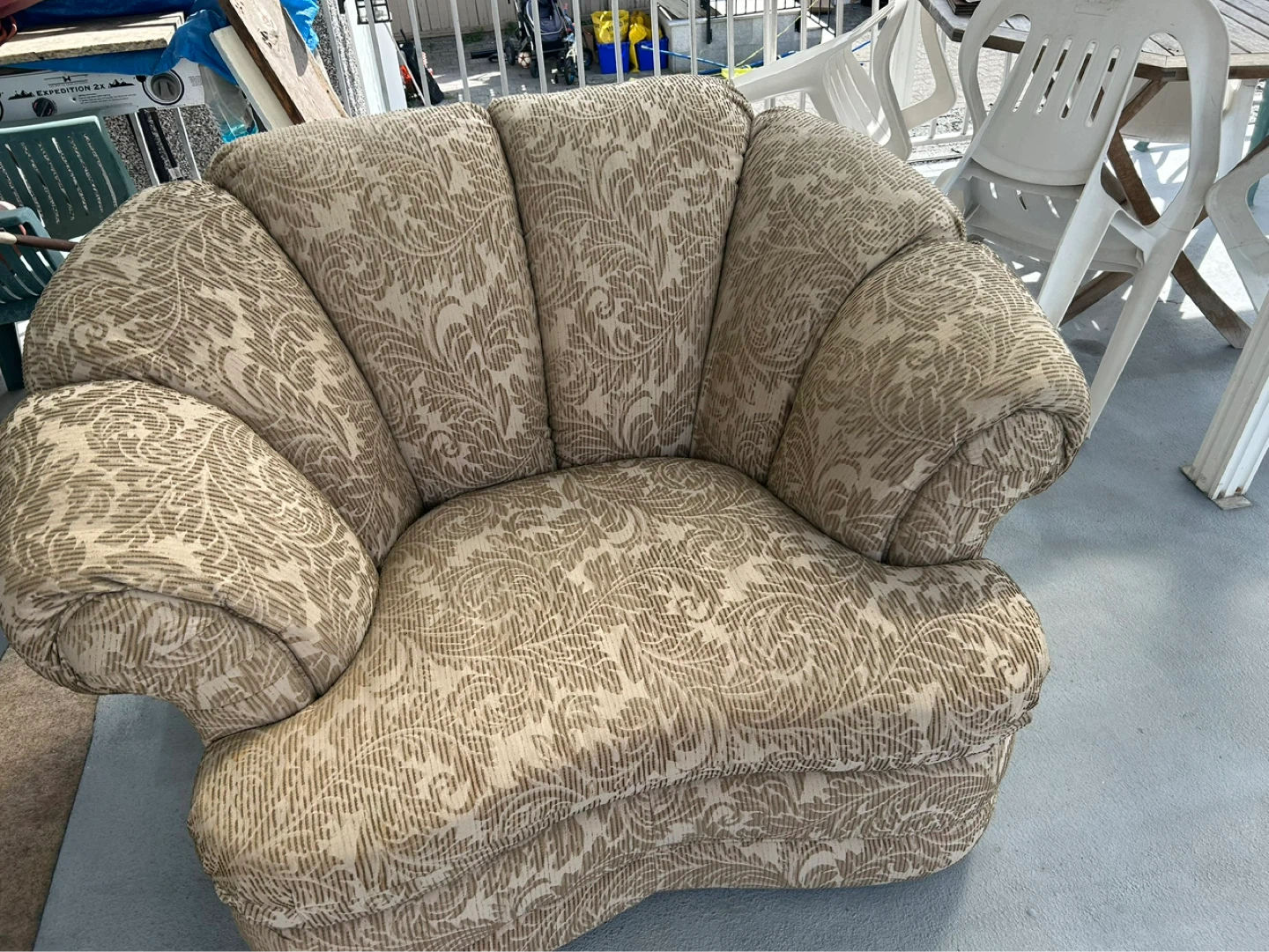 Tan floral patterned loveseat and Arm Chair - photo 2