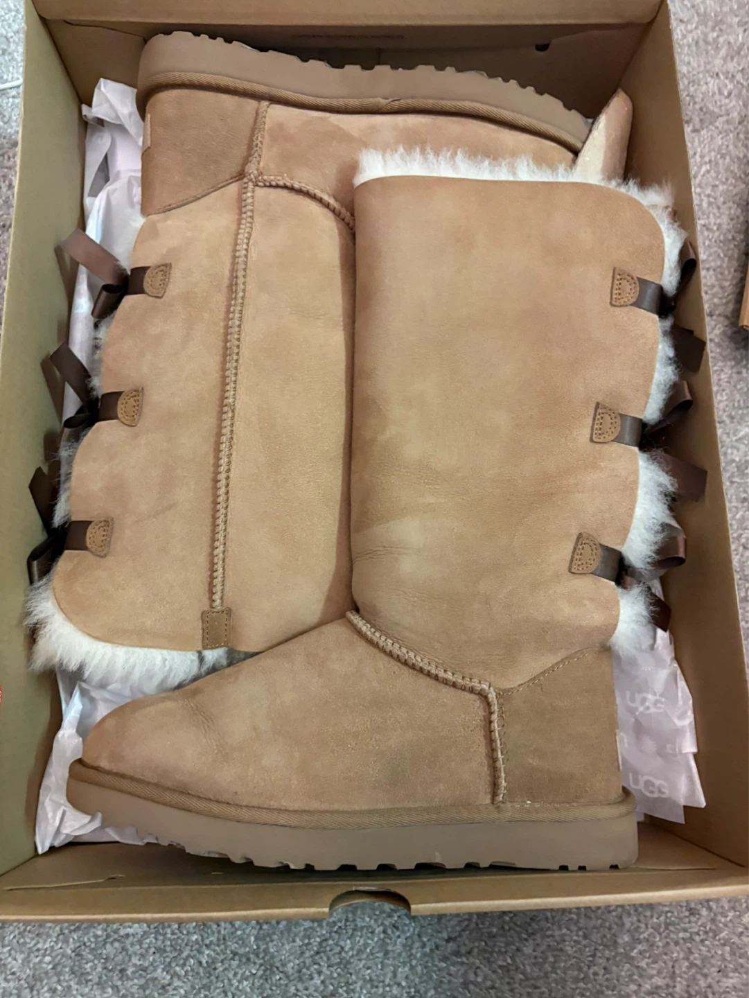 UGG W Bailey Bow Tall II Boots - Size 8
