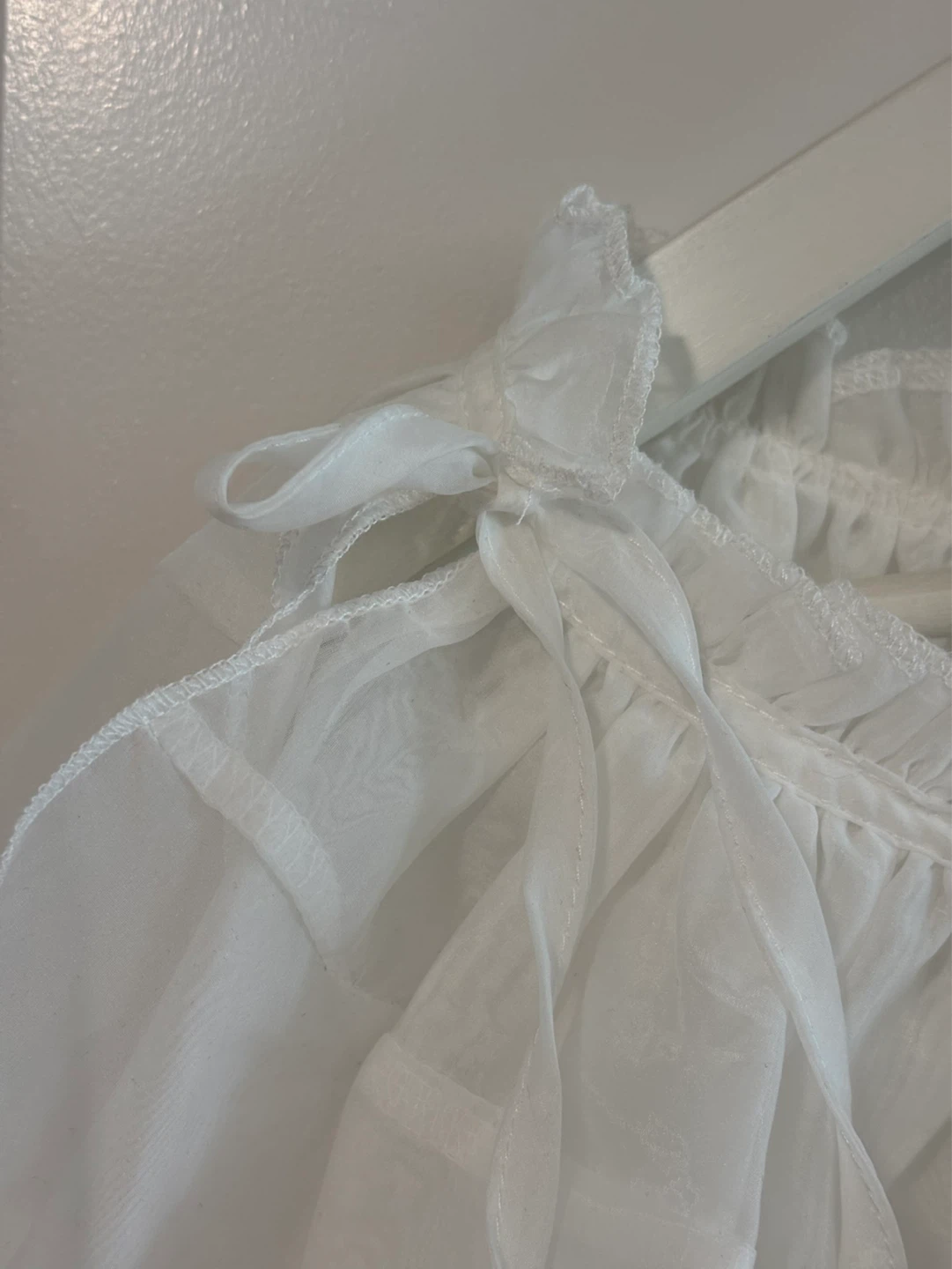White Ruffled Skirt with Ties - photo 3
