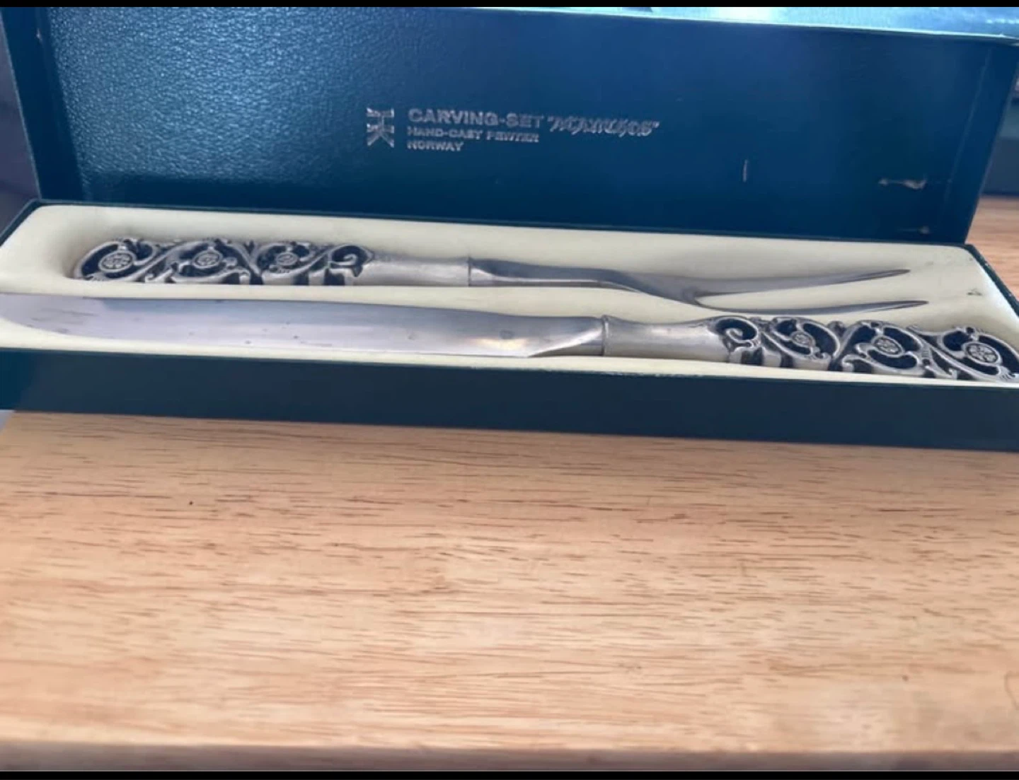Hand-Cast Pewter Carving Set "Norums" Norway