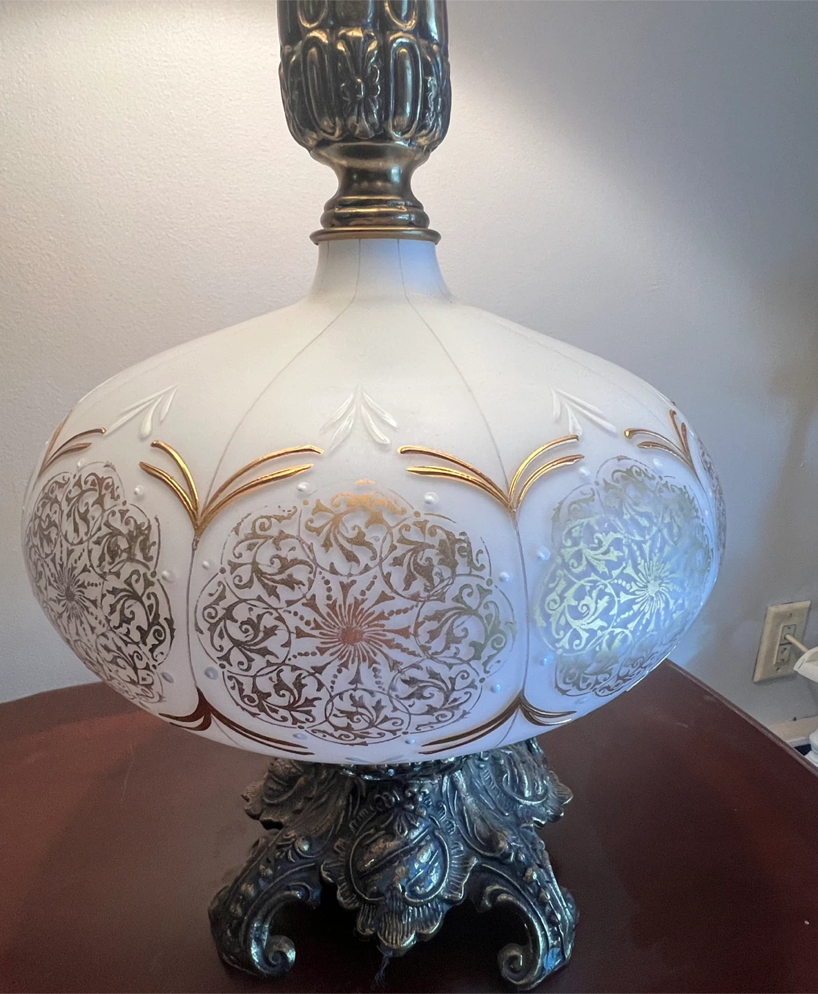 Large Vintage Hollywood Regency Style Table Lamp with Shade - photo 3
