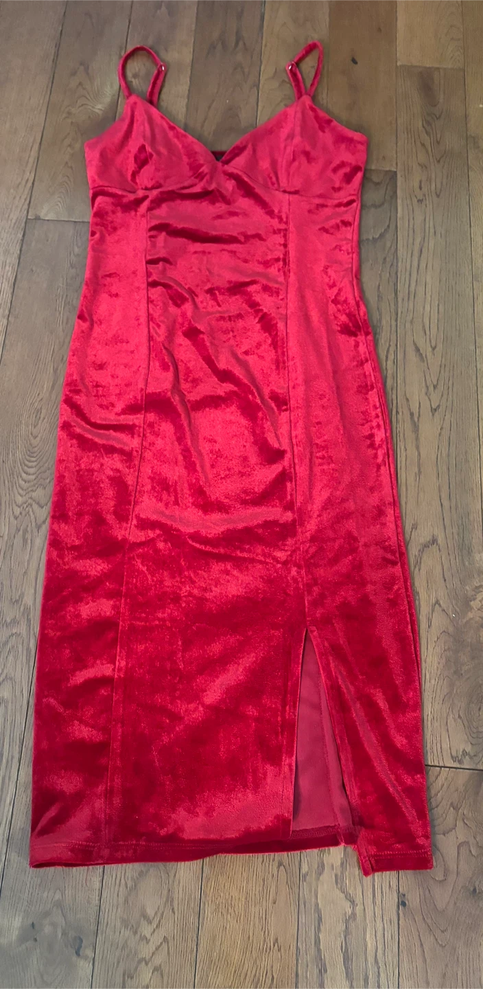 Red Velvet Spaghetti Strap Dress Size S - photo 2