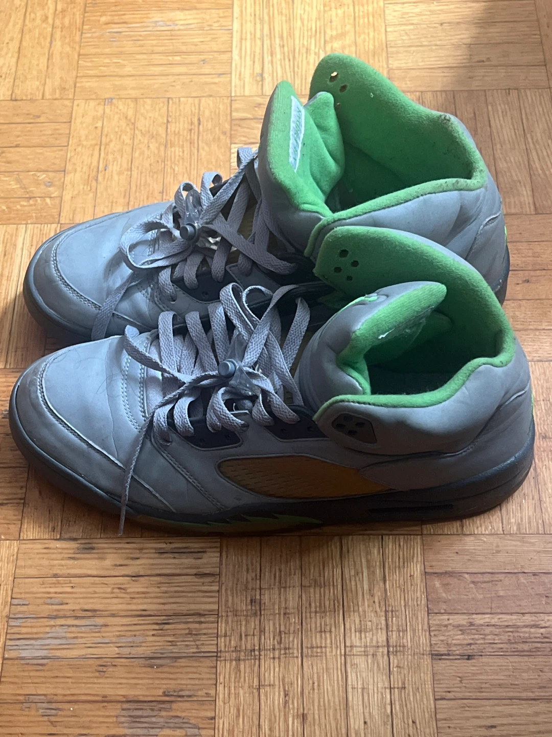 Air Jordan 5 Retro Grey Green Sneakers - photo 4