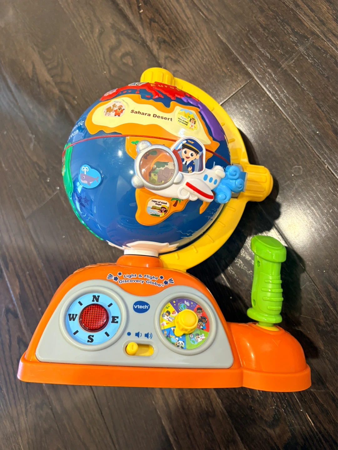 VTech Light & Flight Discovery Globe
