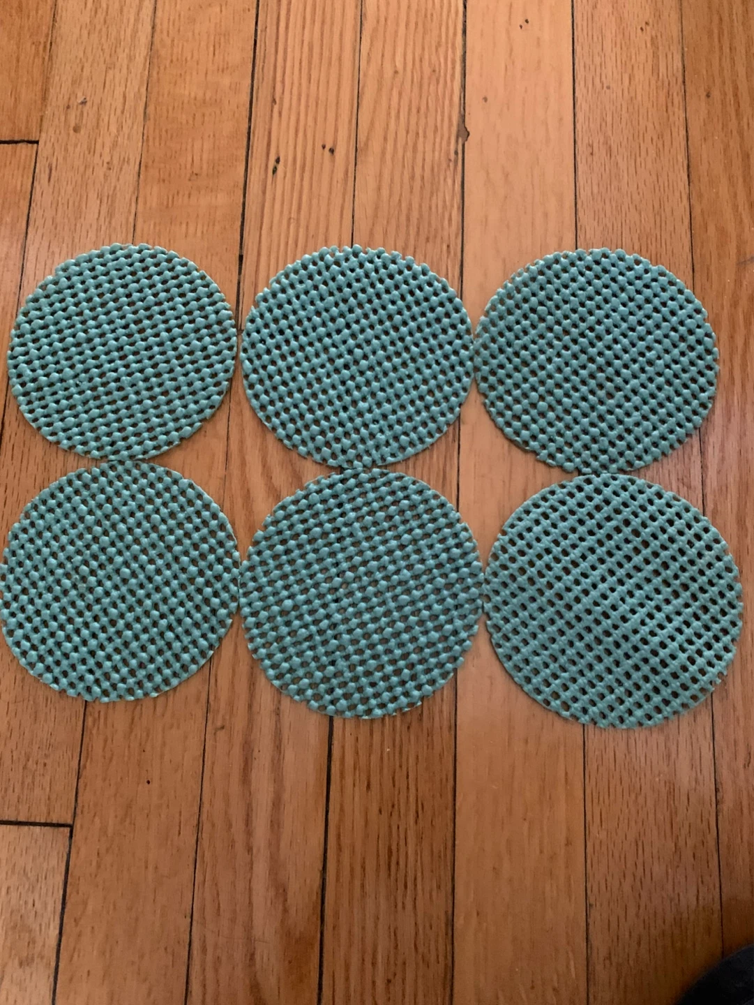 Set of 6 Round Non-Slip Gripper Pads