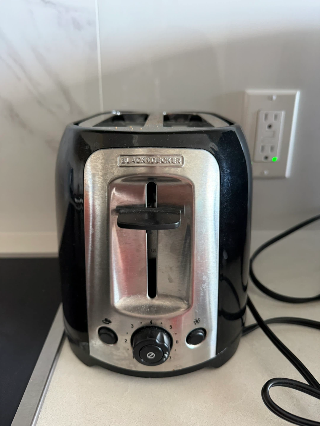 BLACK+DECKER 2-Slice Toaster
