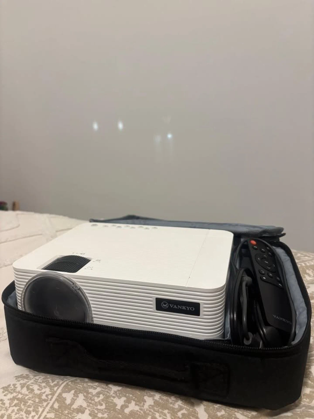VANKYO Leisure 470 Projector + Googlechrome