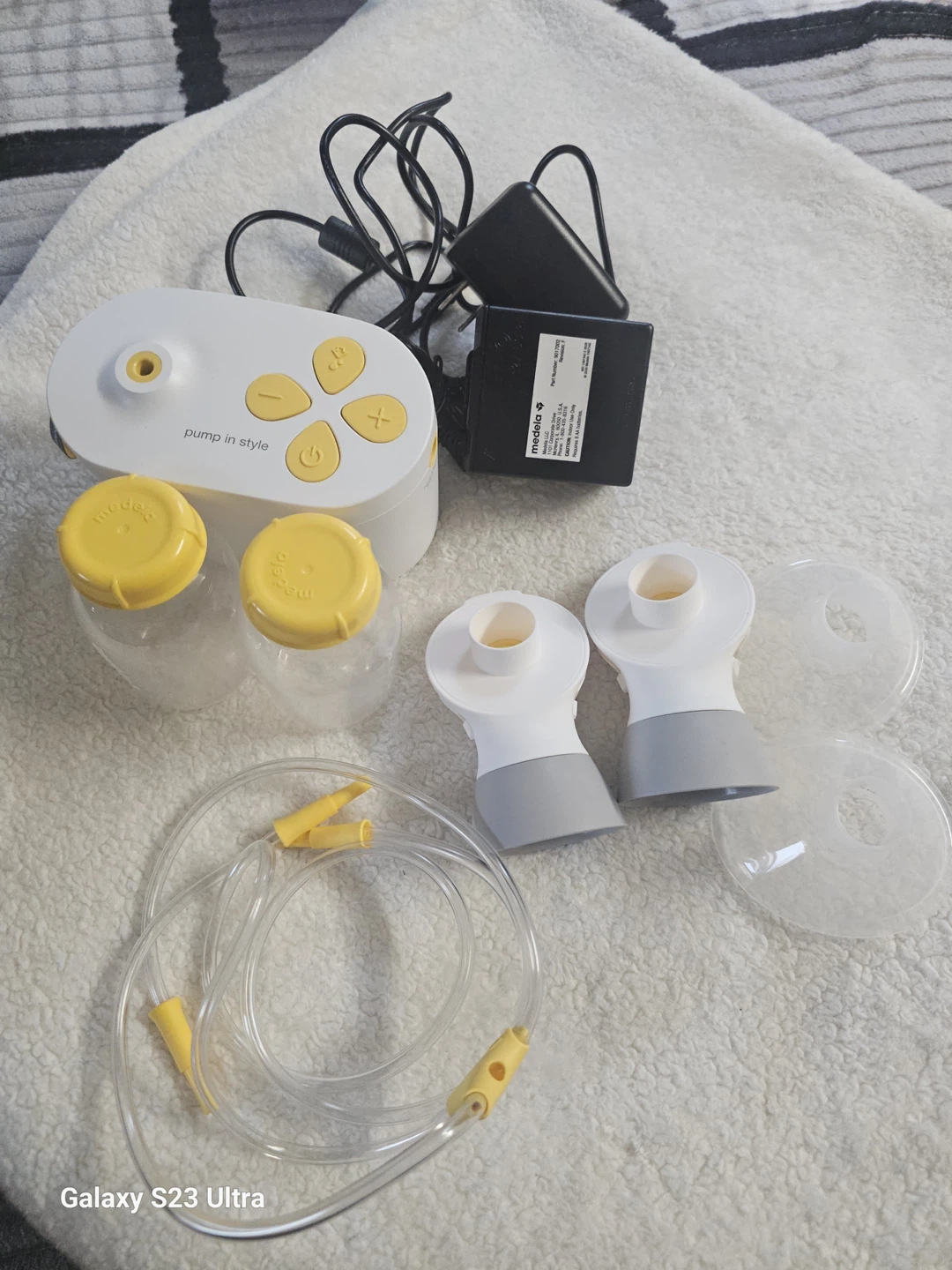 Medela Pump in Style Advanced Breast Pump with Bag - photo 2