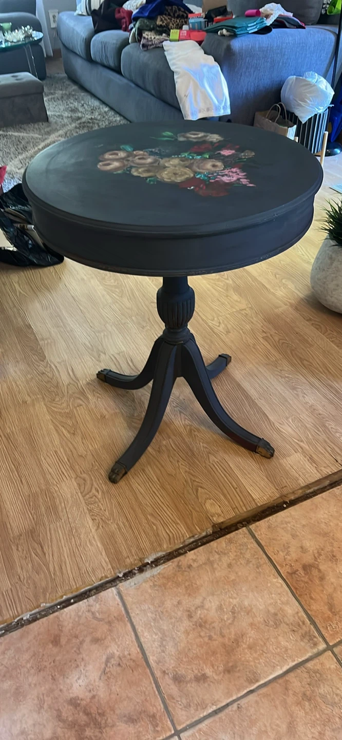 Round Pedestal Accent Table with Floral Top - photo 2