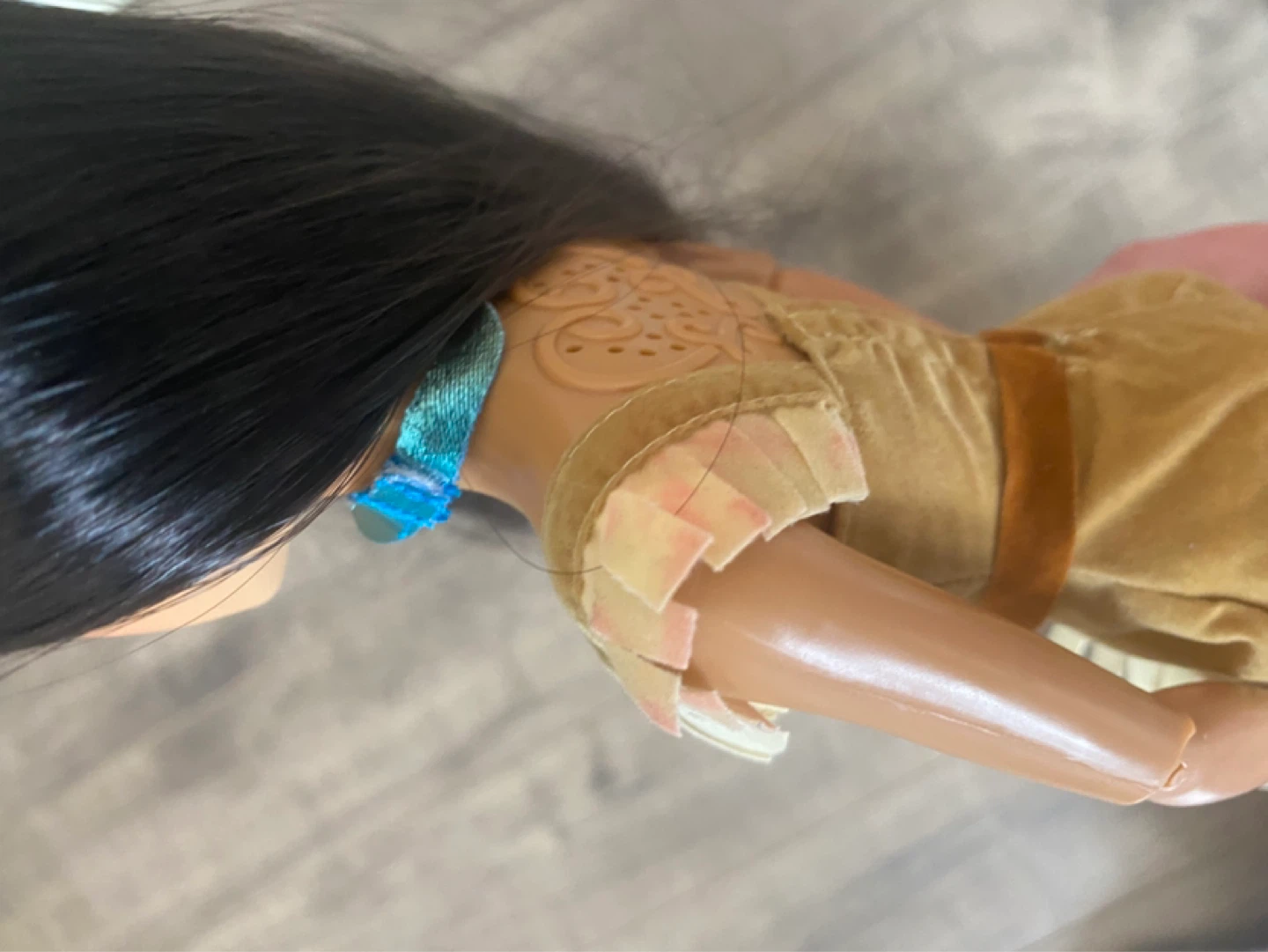 Disney Store 17" Singing Pocahontas Doll large scale - photo 4