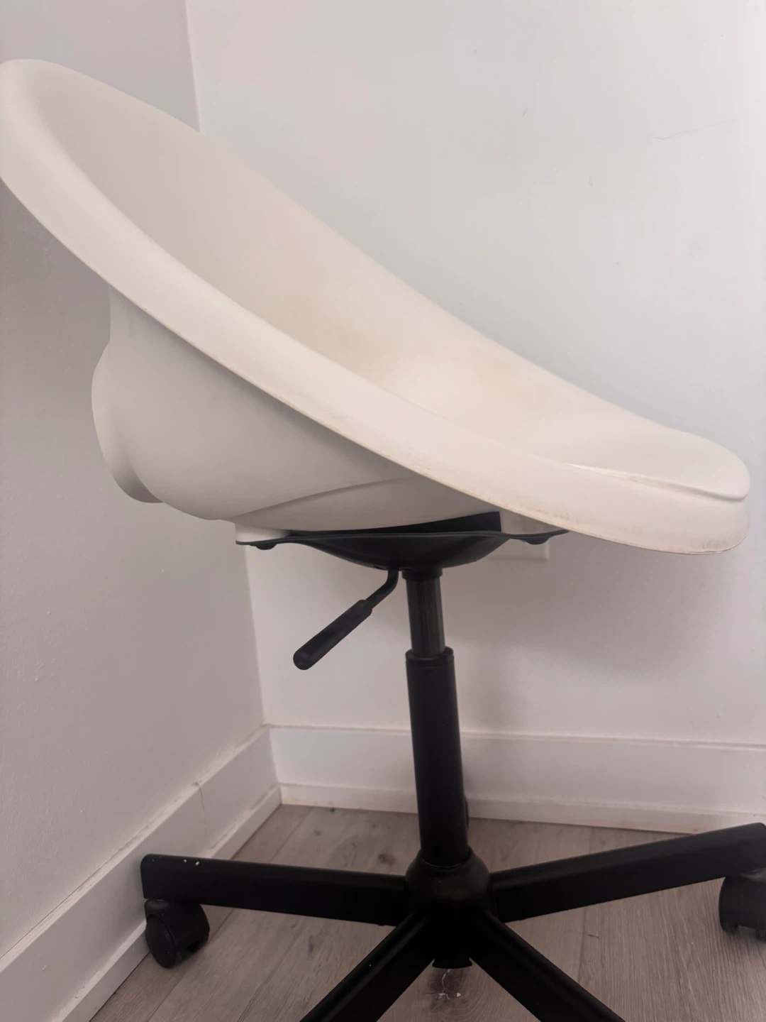 IKEA LOBERGET / MALSKÄR swivel office chair with pad - photo 4