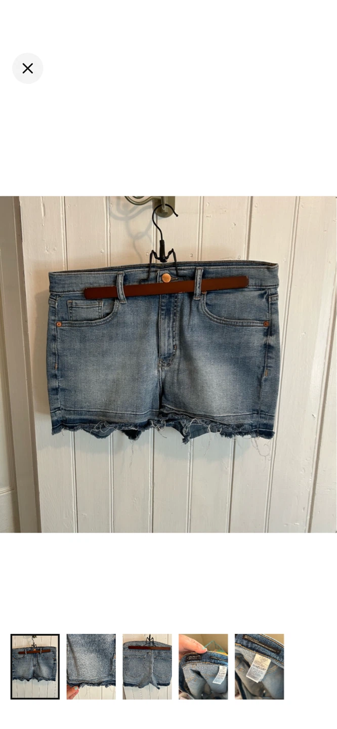 Banana Republic Mid-Rise 3" Short