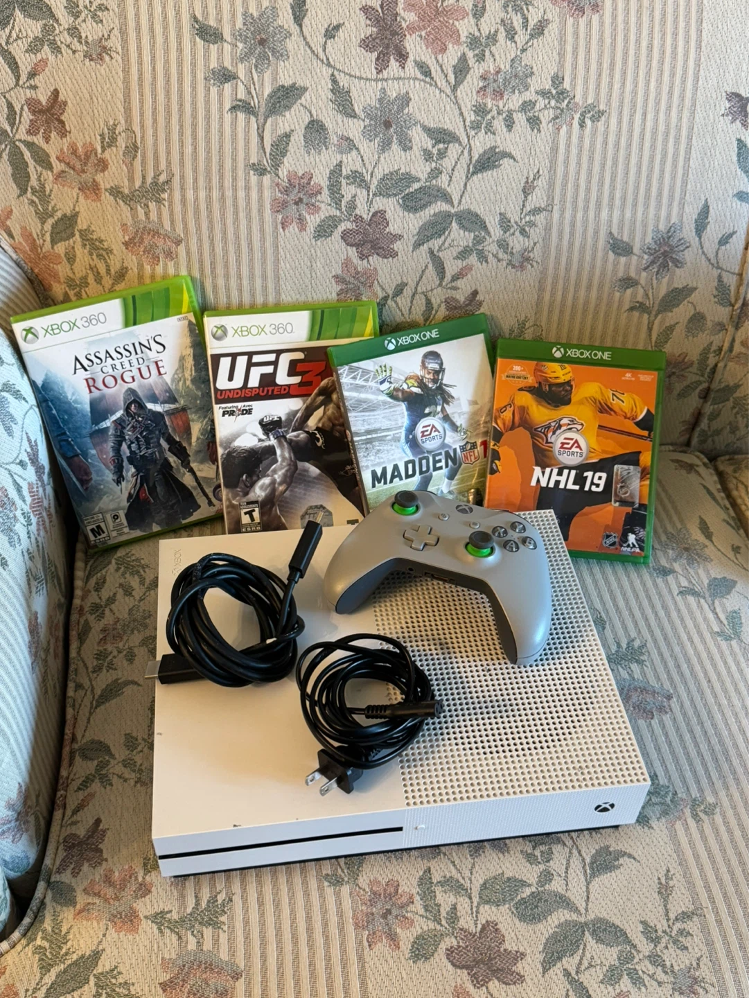 Xbox One S Console with Controller and Games - photo 3