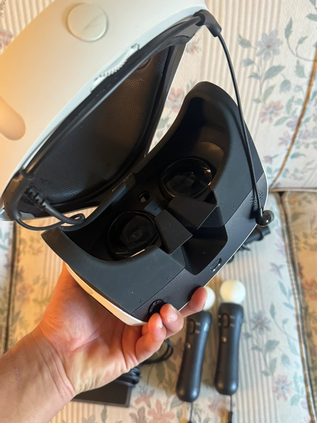 Sony PlayStation VR Headset with Controllers - photo 5