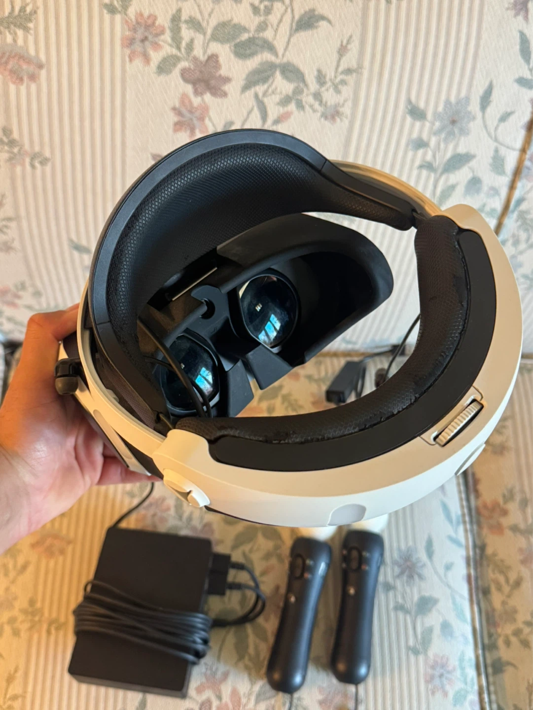 Sony PlayStation VR Headset with Controllers - photo 4