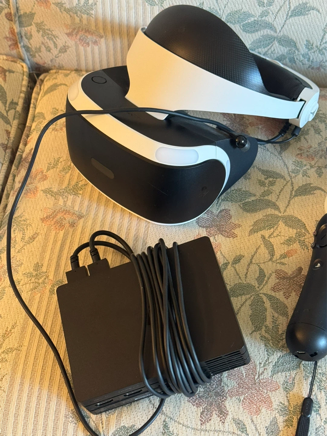 Sony PlayStation VR Headset with Controllers - photo 2