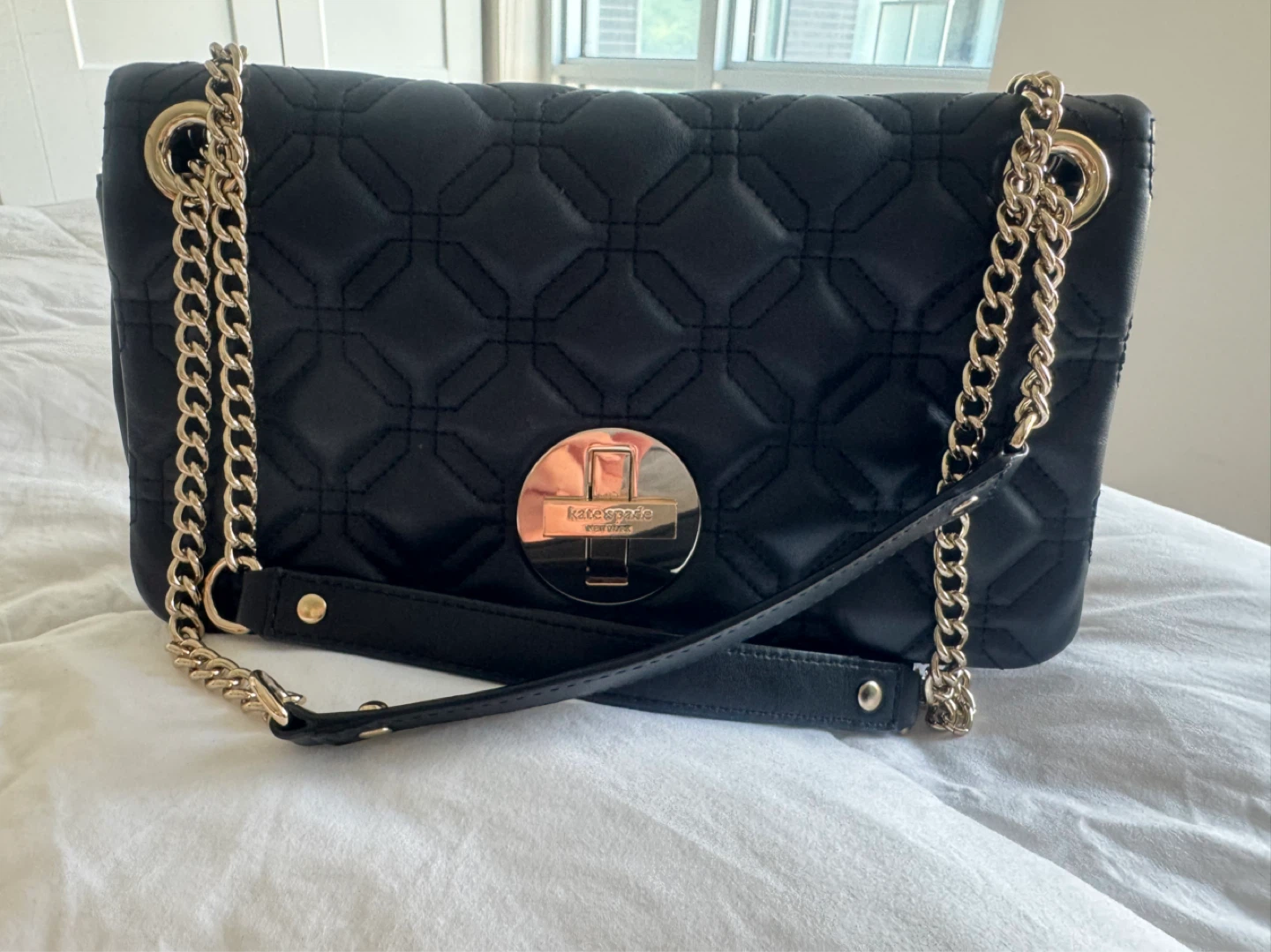 Black Kate Spade Purse - Like New!!   Absolutely gorgeous - photo 2