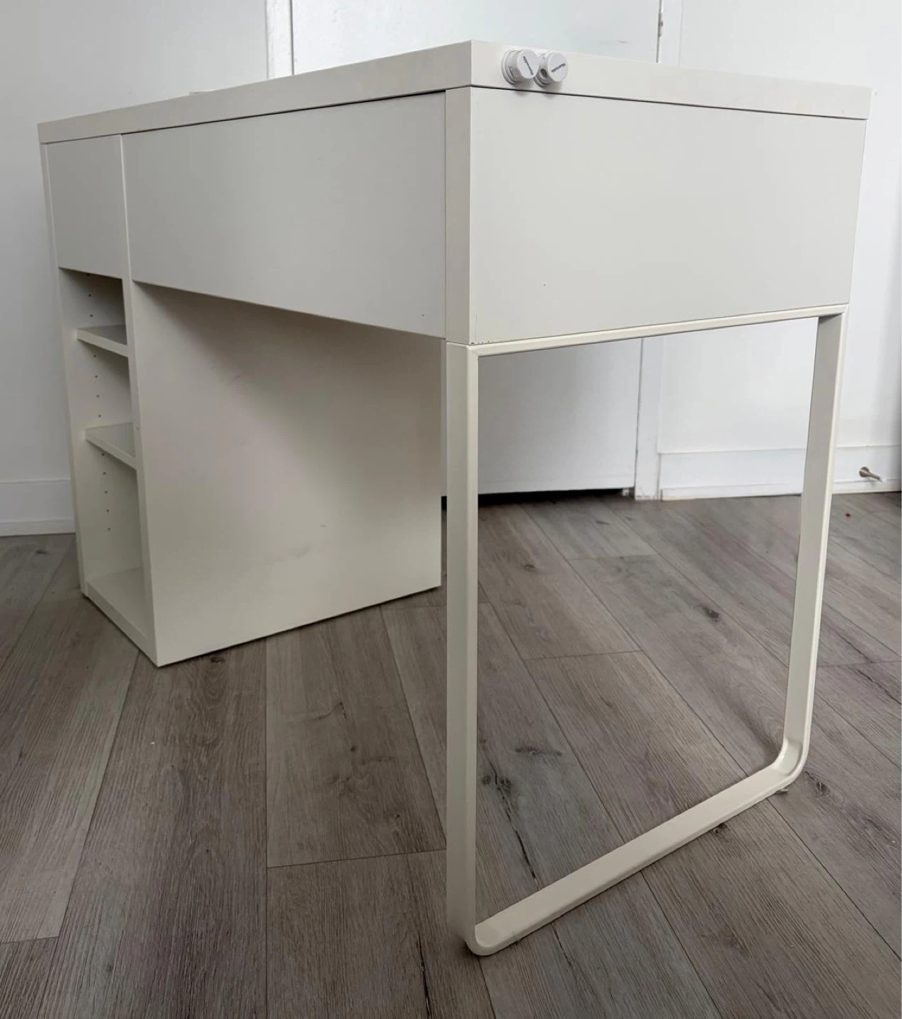IKEA MICKE DESK - photo 4