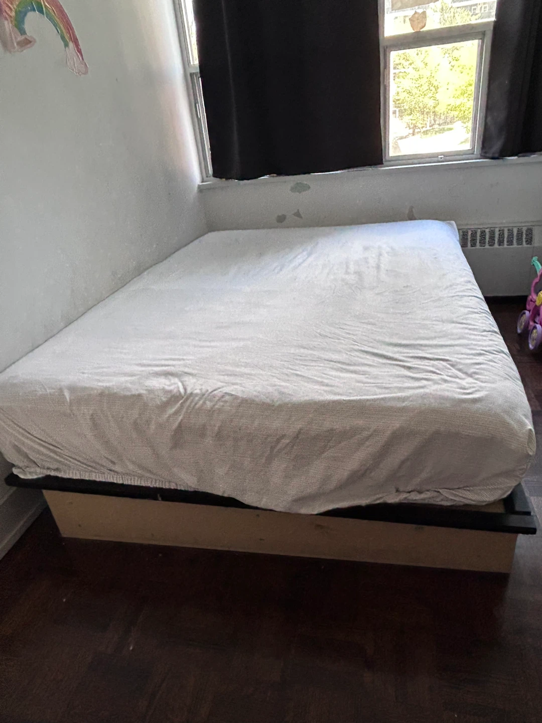 Queen Size Bed Frame - photo 2