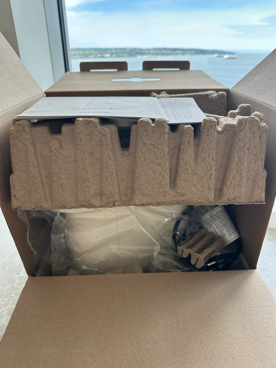 BNIB Nespresso Vertuo Next Coffee Machine - White & Gold - photo 5