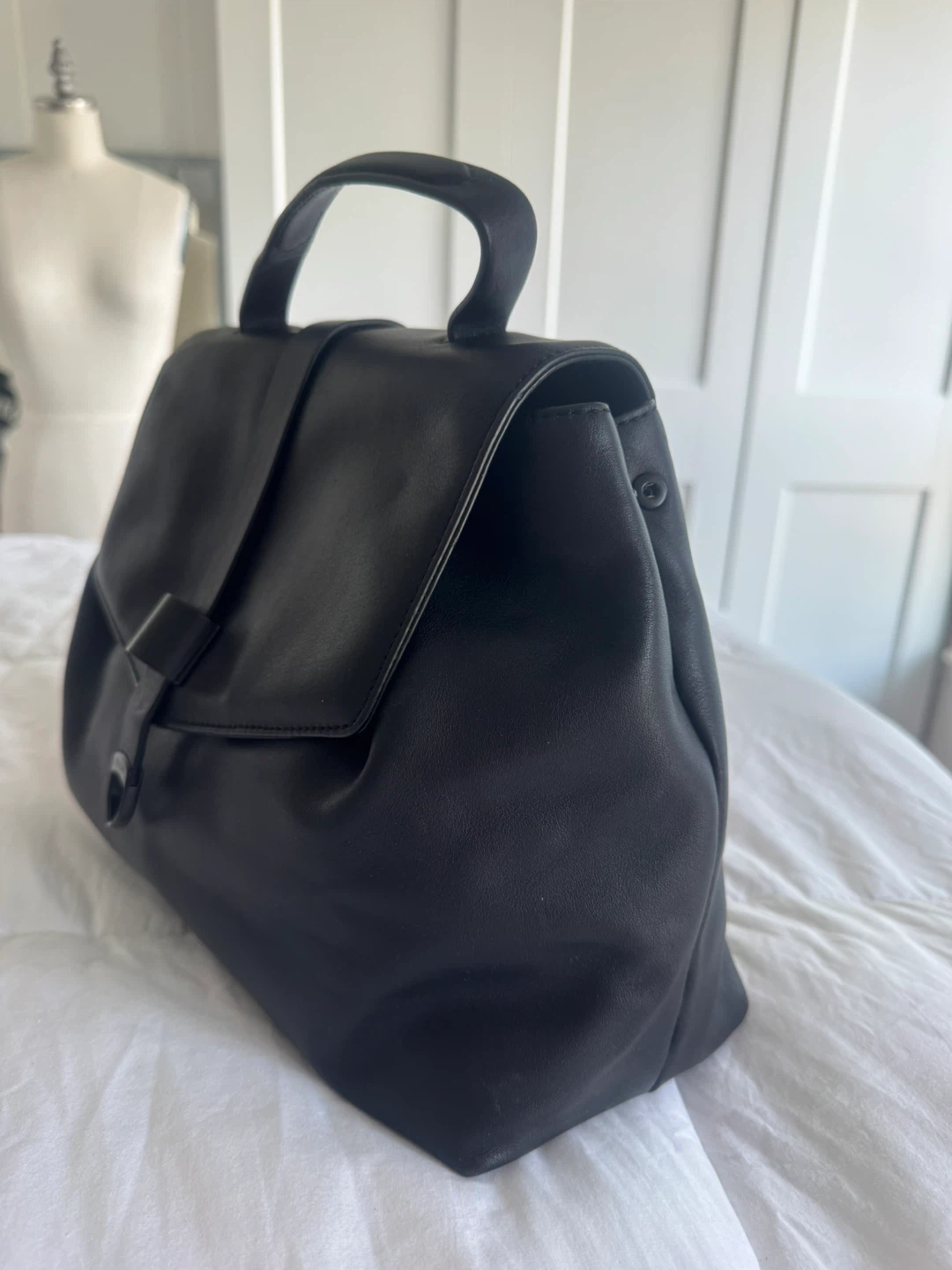 RUDSAK Black leather purse! Like New Originally $400+ tax - photo 2
