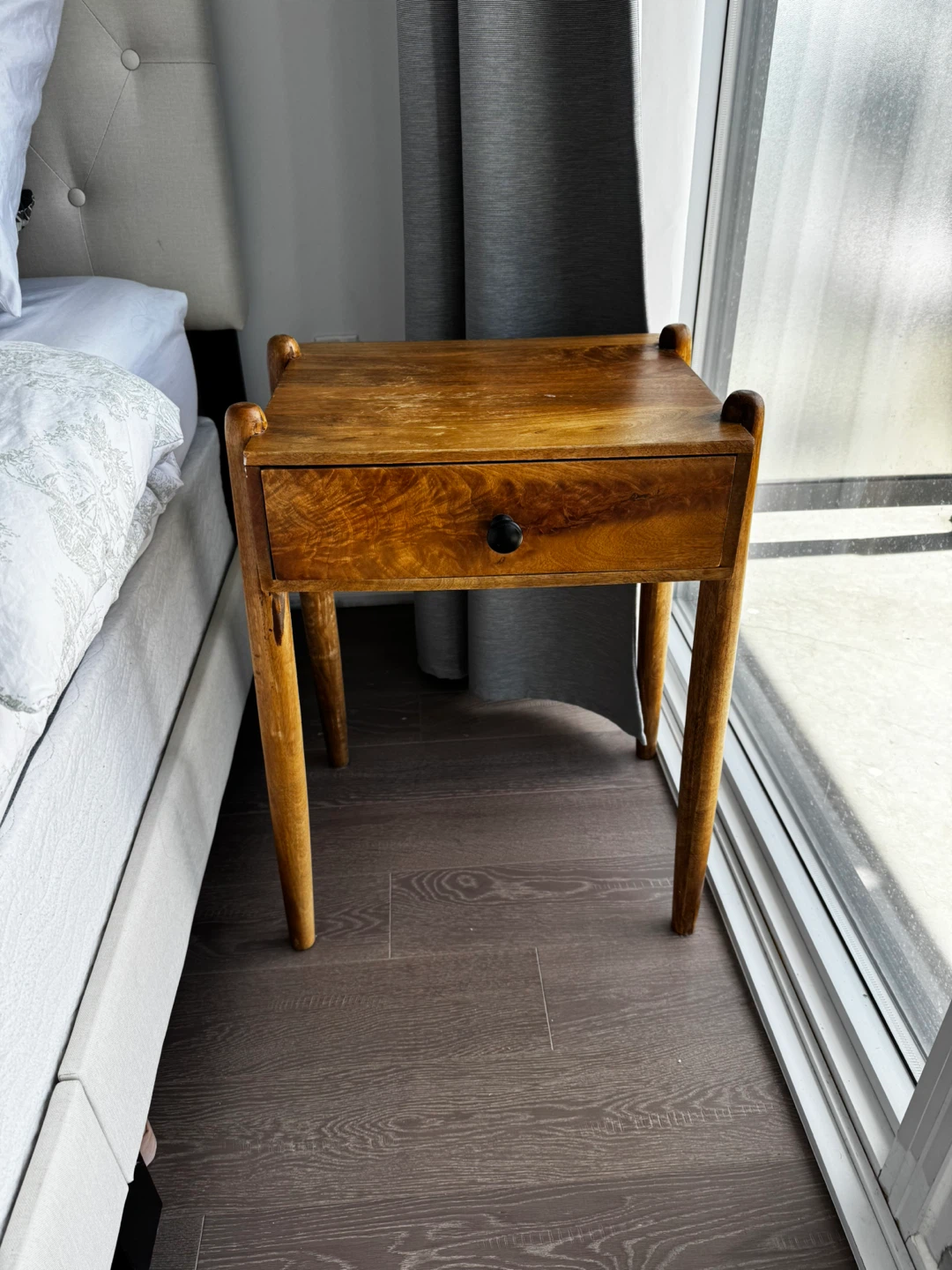 Set of 2 Wooden Nightstands with Drawer - photo 3