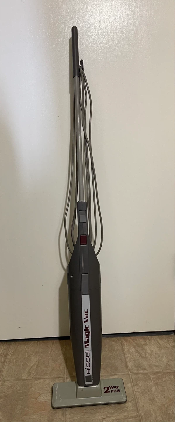 🌱 Bissell Magic Vac 2-Way Plus Stick Vacuum - photo 2