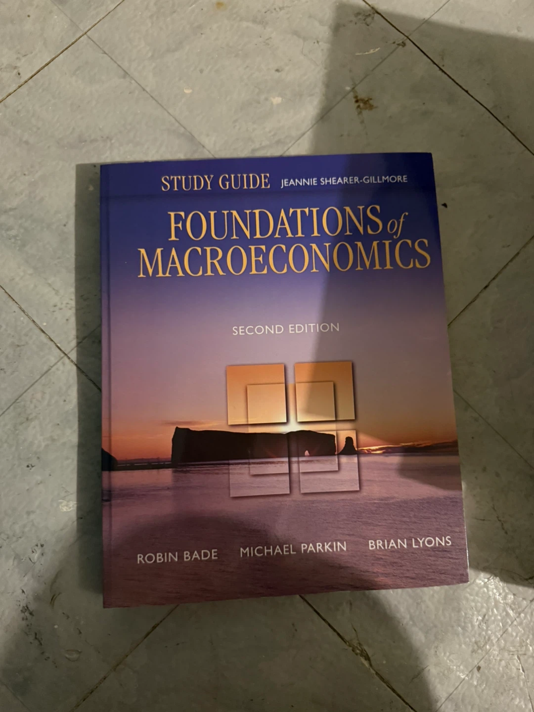 Study Guide: Foundations of Macroeconomics, Second Edition
