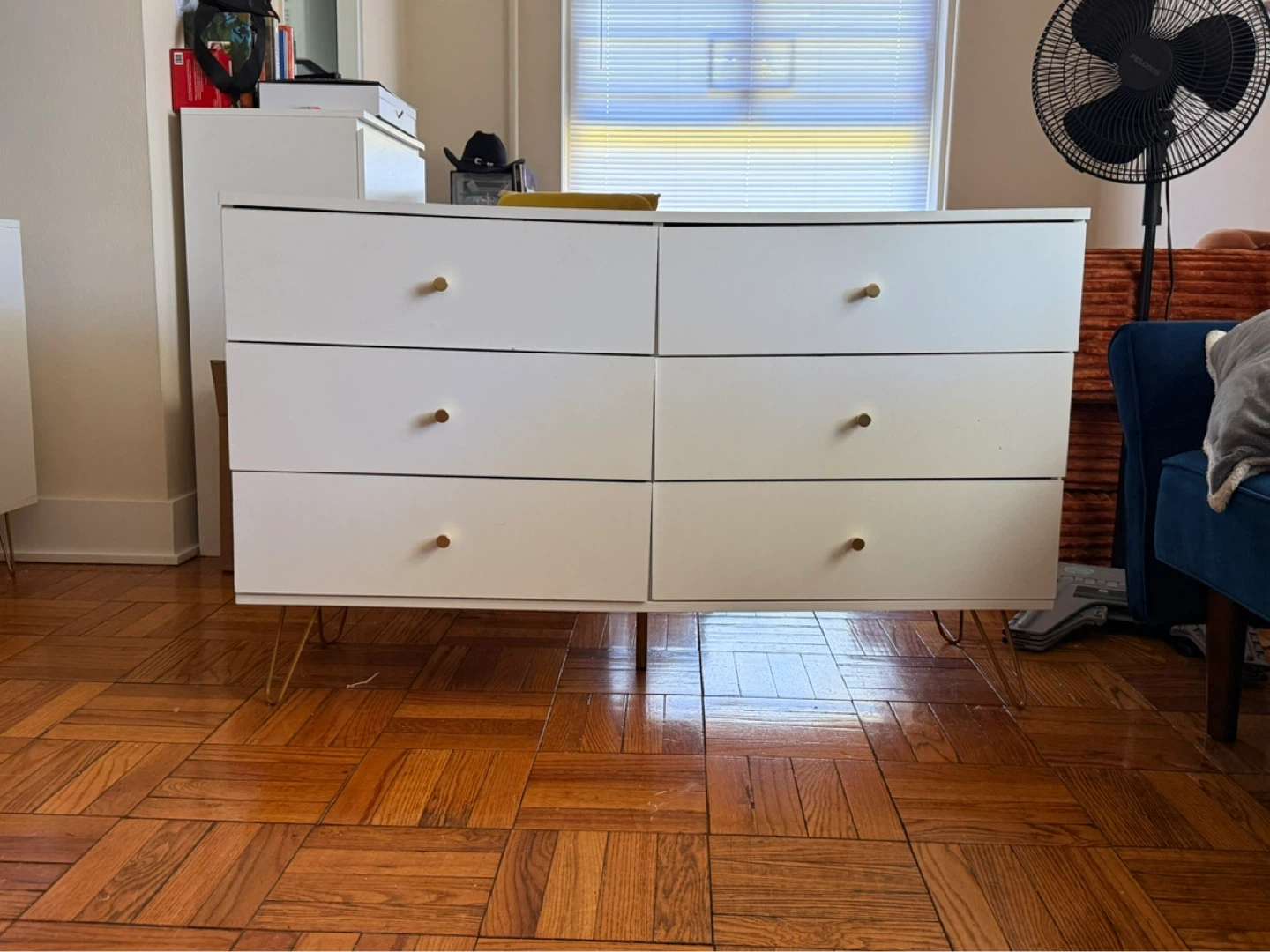 White 6-Drawer Dresser with Gold Legs - photo 3