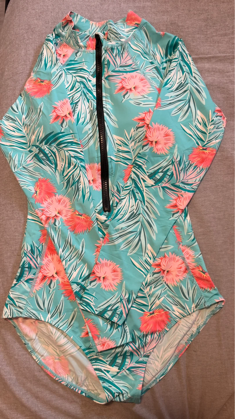 Long Sleeve Rash Guard Swimsuit