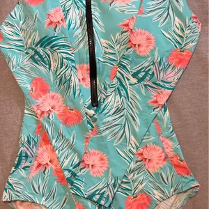 Long Sleeve Rash Guard Swimsuit