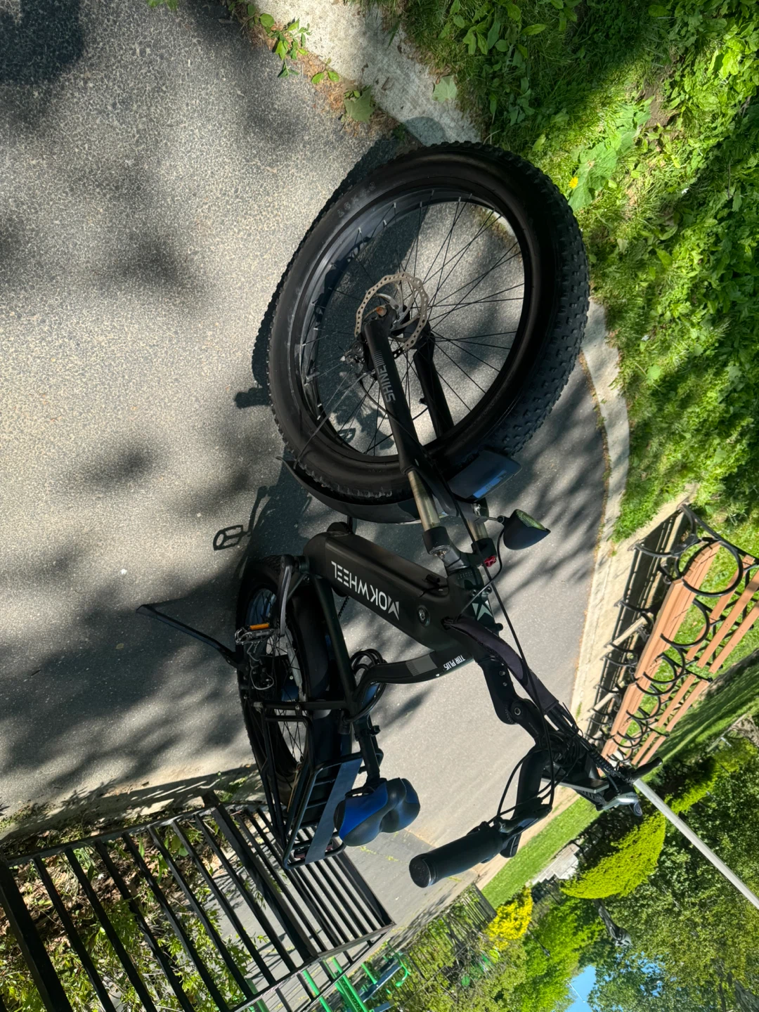 Vendo bicicleta excelente condiciones con batería y cargador - photo 2