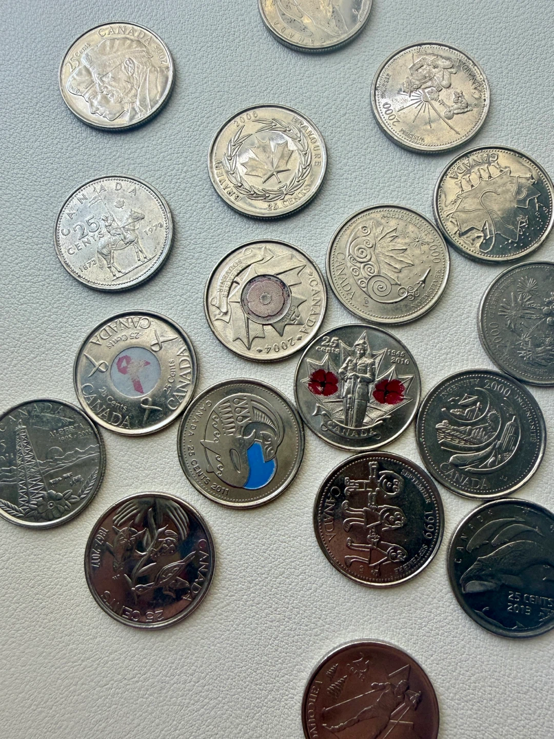 40 Commemorative Quarters Lot Including 4 Coloured Coins - photo 2