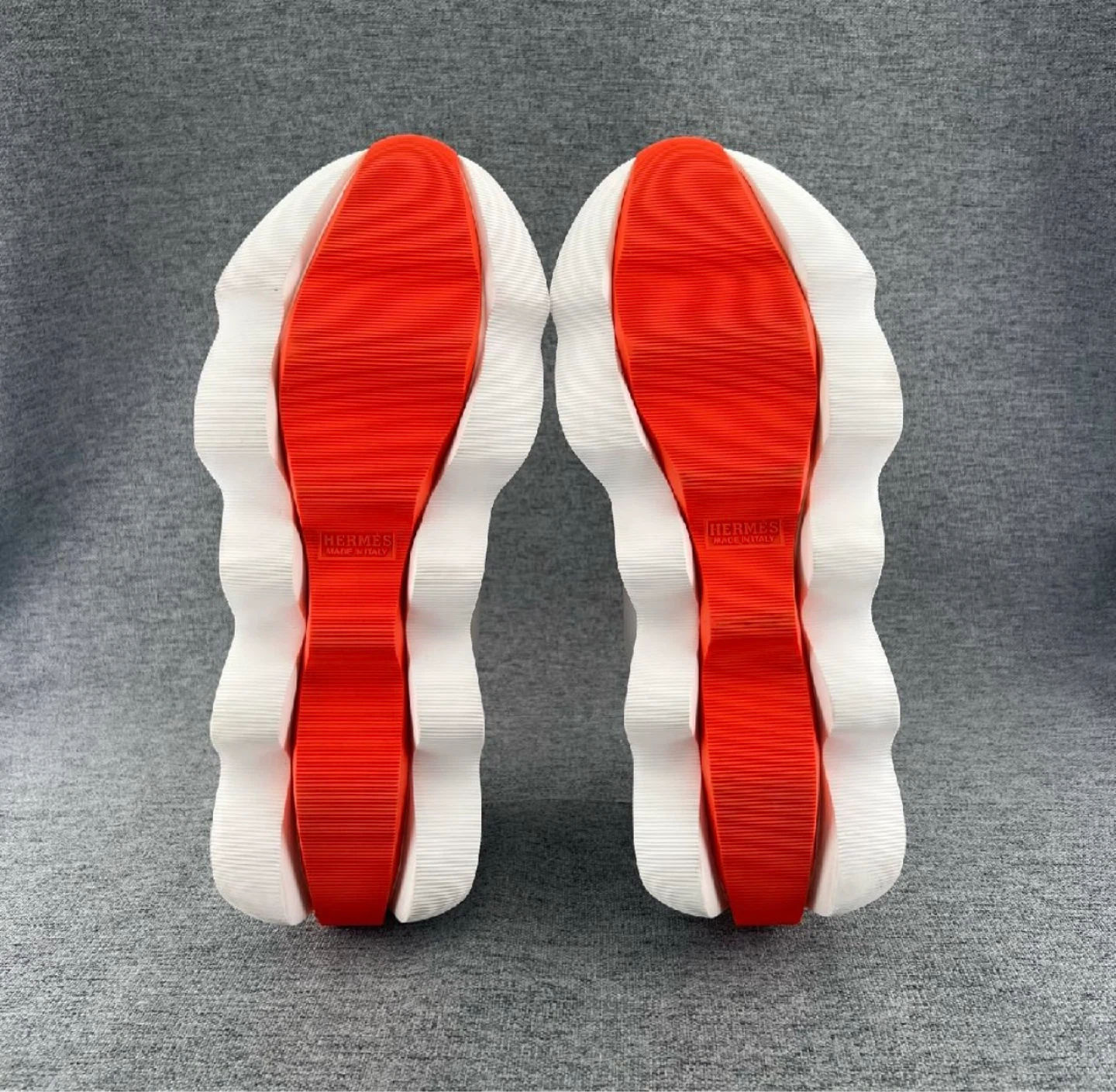 Authentic- Hermès White Leather Sneakers with Orange Accents - photo 5