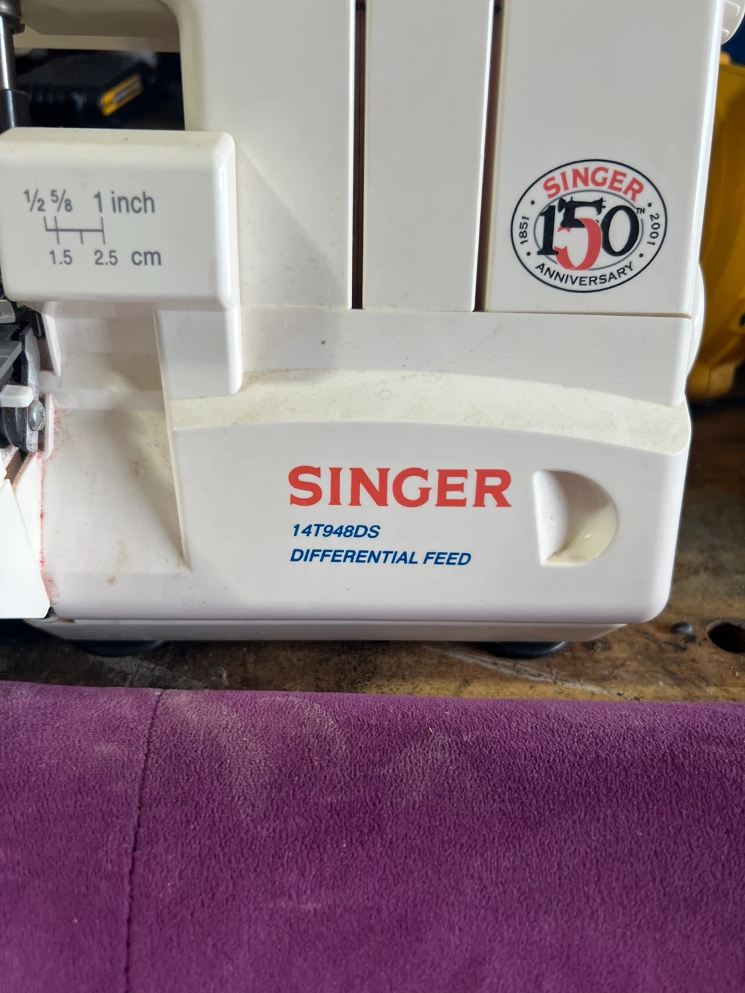 Singer 14T948DS Serger Sewing Machine - photo 2