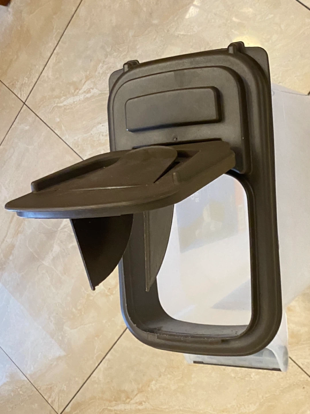 Pet Food Dispenser 16 Gal - photo 3