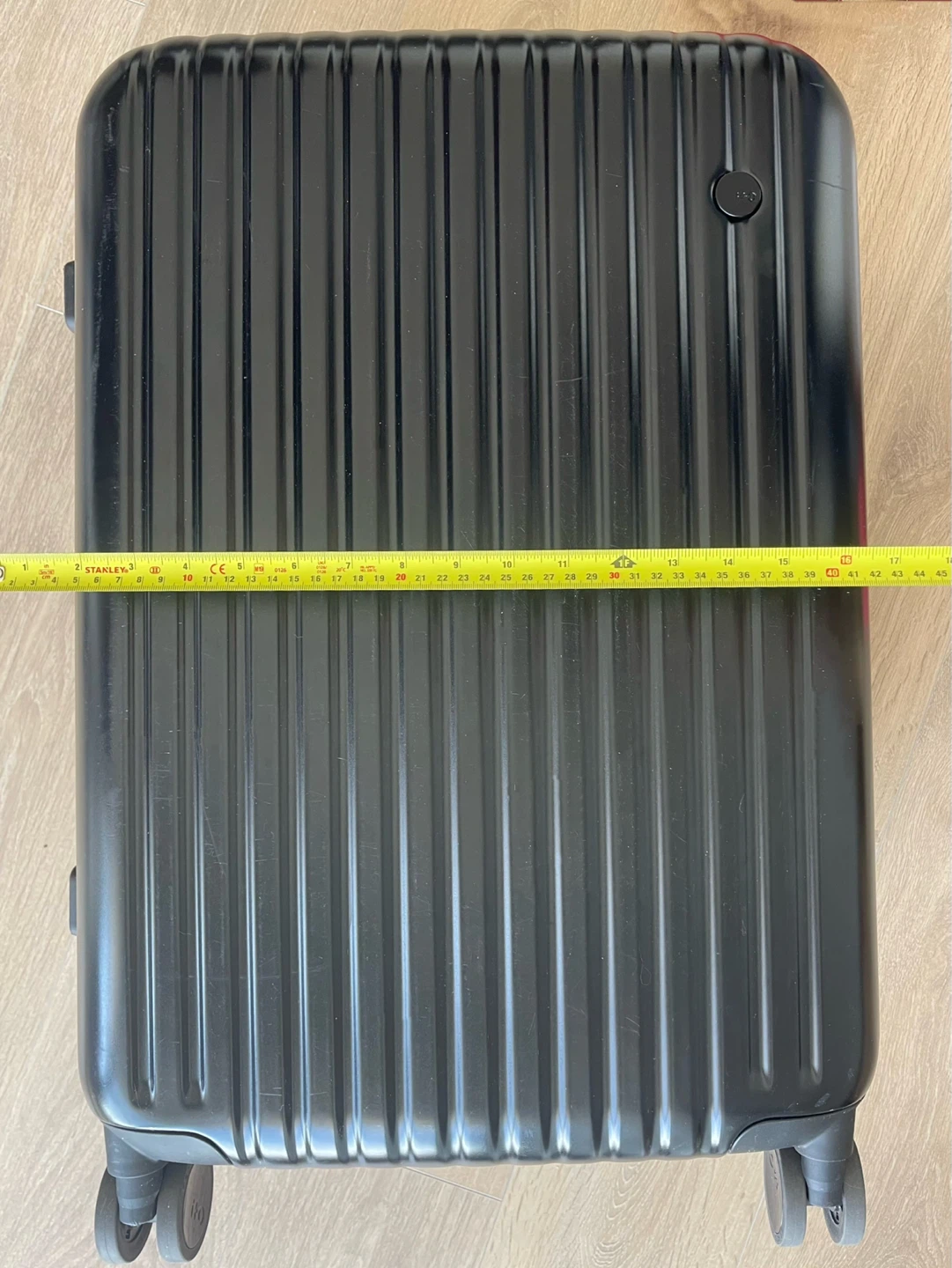 well-known brand ITOBlack Suitcase - 24-inch - photo 3