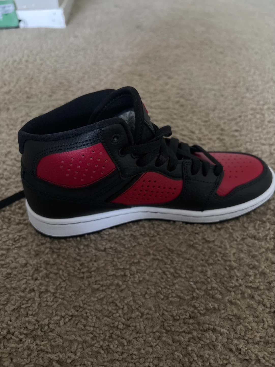 Jordan 1 Mid SE TD 'Bred' Sneakers