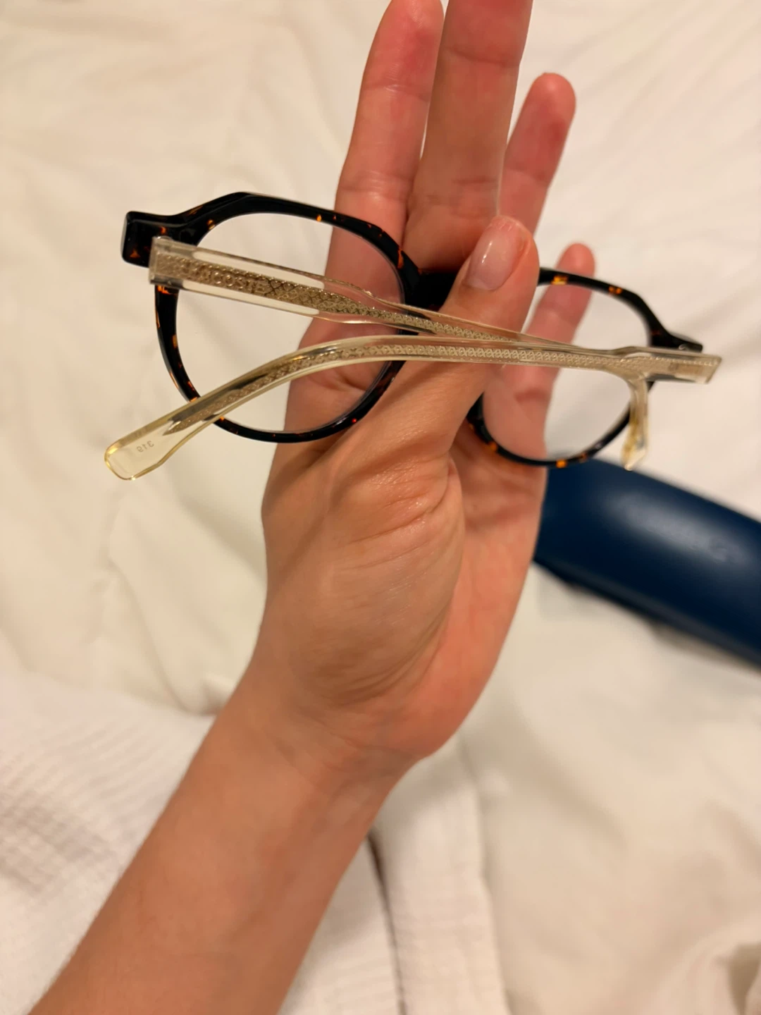 Tortoiseshell Round Glasses-Lacoste - photo 2