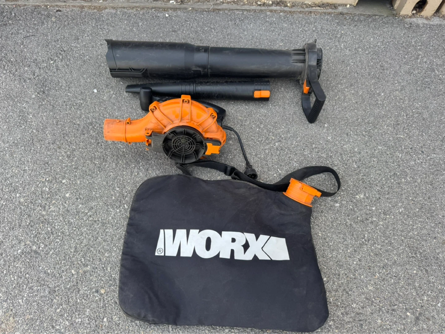 WORX WG518 Leaf Blower/Vacuum