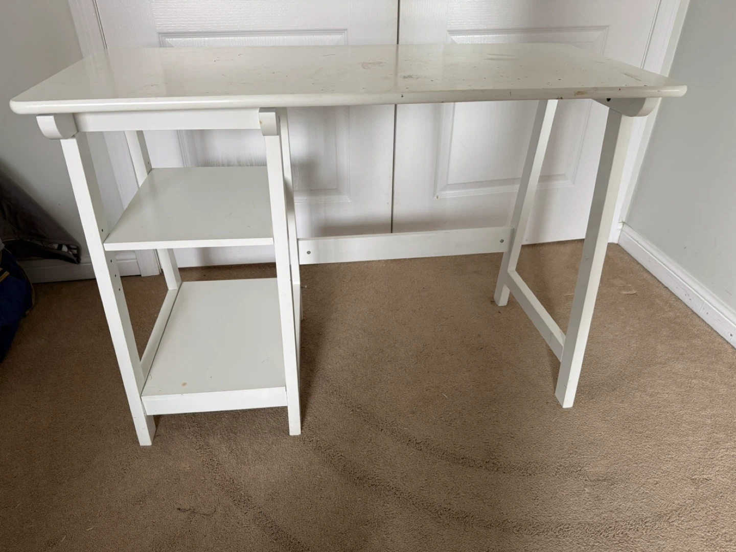 White Compact Desk with Shelves - photo 2