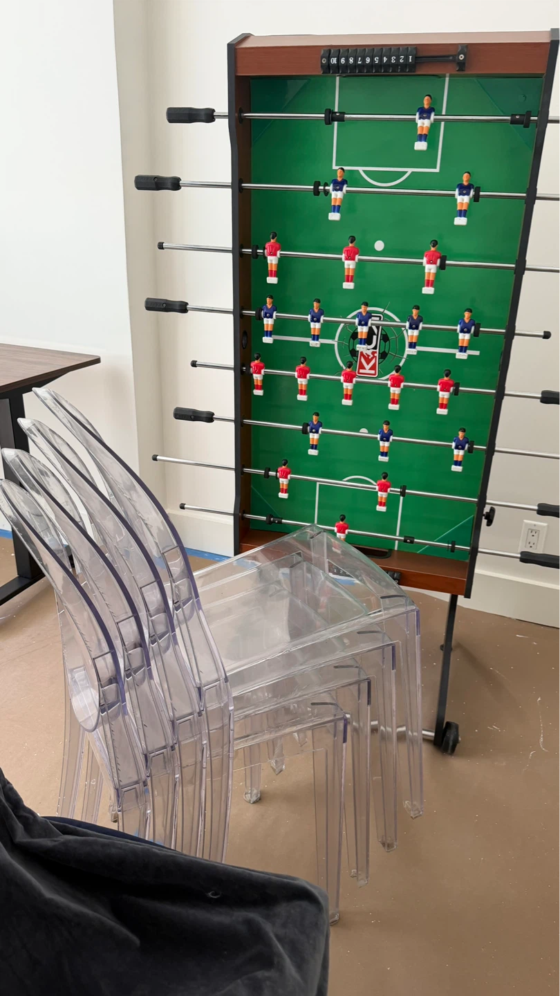 Stackable Clear Ghost Chairs (Set of 4)