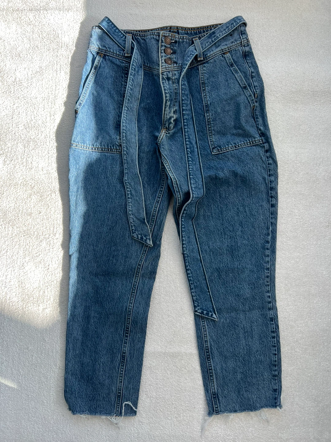 Abercrombie & Fitch A&F Mom Jean
