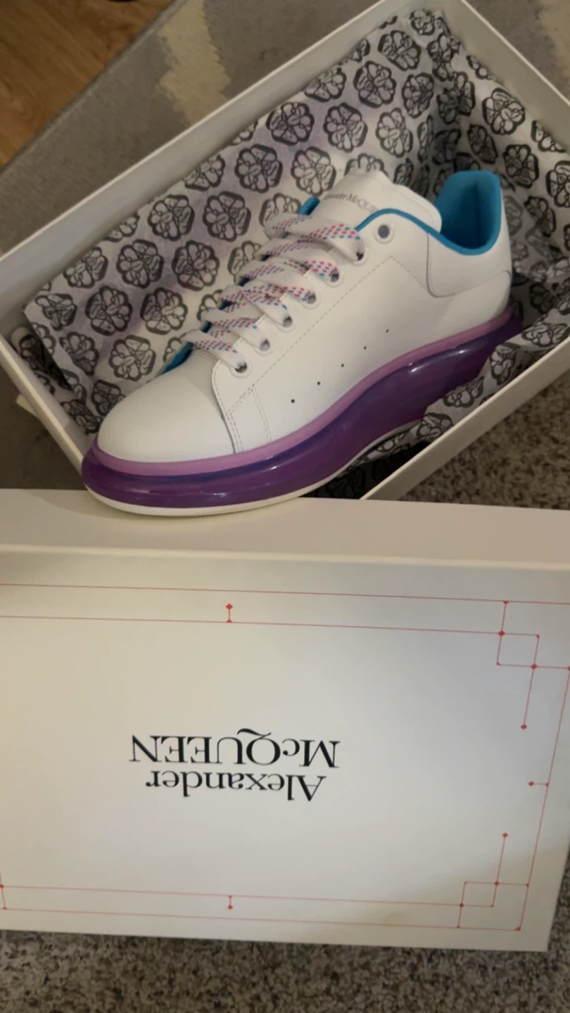 Alexander McQueen Oversized Sneaker White/Purple/Blue - photo 3